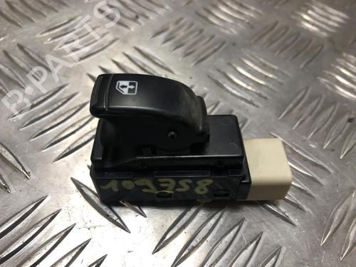Used Right front window switch KIA RIO III (UB) 1.2 CVVT (84 hp) 25004469