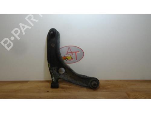 Used Right front suspension arm TOYOTA YARIS (_P9_) 1.33 VVT-i (NSP90_, NSP90R) (100 hp) 13285447