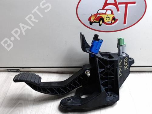 koblingspedal RENAULT TWINGO III (BCM_, BCA_) 0.9 TCe 90 (BCM9, BCM2) (90 hp) 22919387