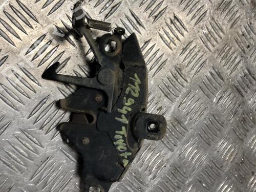 hood-lock-toyota-land-cruiser-_j7_-_jl7_-1984-38968522 main image