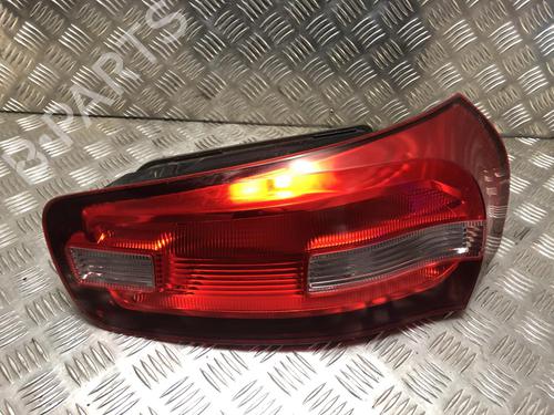 Used Right taillight CITROËN C4 Picasso II 1.6 HDi / BlueHDi 115 (115 hp) 25011077