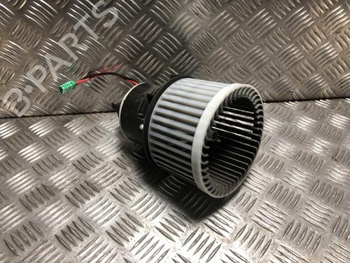 Used Heater blower motor Heater blower motor PEUGEOT 308 SW II (LC_, LJ_, LR_, LX_, L4_) 1.6 BlueHDi 120 (120 hp) 34191594 34191594