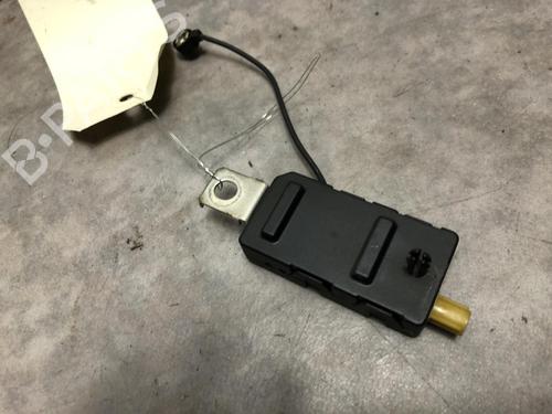 Antena/Base RENAULT CLIO V (B7_) 1.0 TCe 100 (B7MT) (101 hp) 30785483