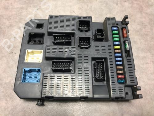 Used Fuse box PEUGEOT 207 (WA_, WC_) 1.4 HDi (68 hp) 23098250