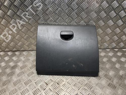 Used Glove box DACIA SANDERO II TCe 90 (B8M1, B8MA, B8AC) (90 hp) 31204562