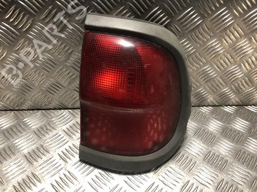 Feu arrière droit Feu arrière droit NISSAN TERRANO II (R20) 2.7 TD 4WD (101 hp) 34460762 34460762