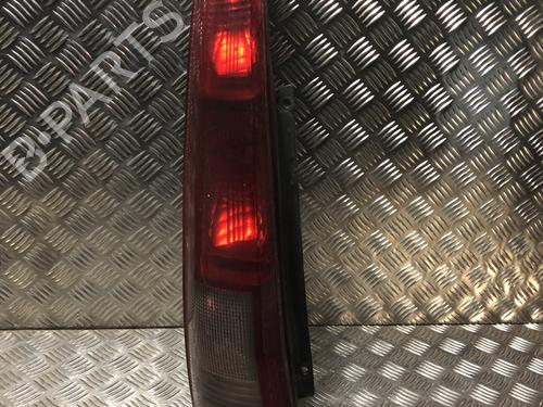Feu arrière gauche NISSAN X-TRAIL I (T30) 2.2 Di 4x4 (114 hp) 31198100