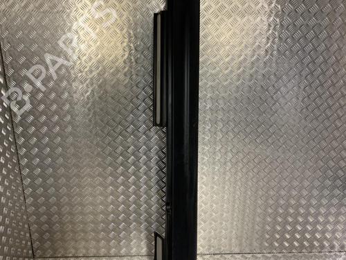 Used Right sideskirt MINI MINI (F55) One First (75 hp) 23233309