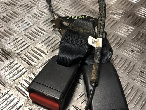 Used Seat buckle CITROËN C4 III (BA_, BB_, BC_) ë-C4 (BCZKXC, BZCKSC) (136 hp) 31021924