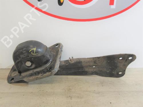 Venstre bagtil bærearm AUDI A3 Sportback (8PA) 1.6 TDI (105 hp) 28334000