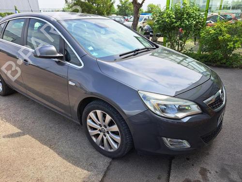 Middle console OPEL ASTRA J (P10) 1.7 CDTI (68) | BP31198155I22 