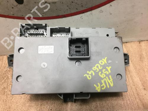 Used Fuse box Fuse box ALFA ROMEO 159 (939_) 2.4 JTDM (939AXD) (210 hp) 23033973 23033973