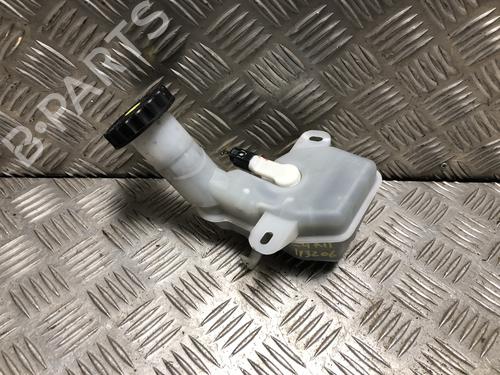 Used Brake fluid reservoir Brake fluid reservoir 39403938 39403938