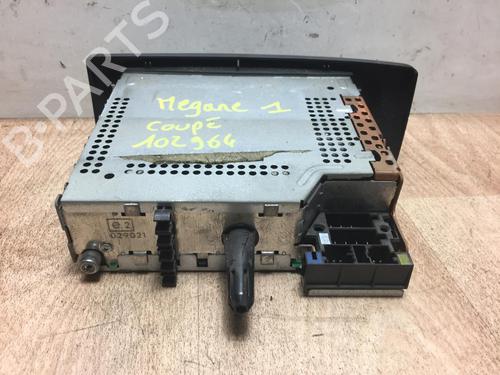 Used Radio RENAULT MEGANE I Coach (DA0/1_) 1.9 dTi (DA0N) (98 hp) 13282200