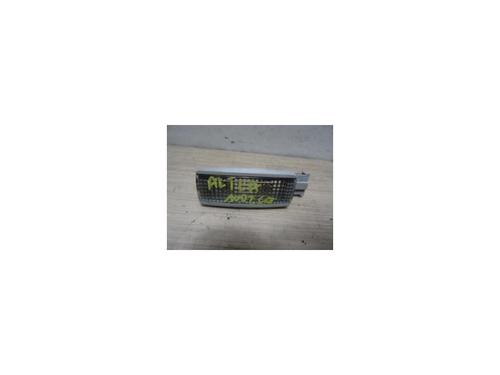 Used Interior roof light SEAT ALTEA (5P1) 1.9 TDI (105 hp) 23870007