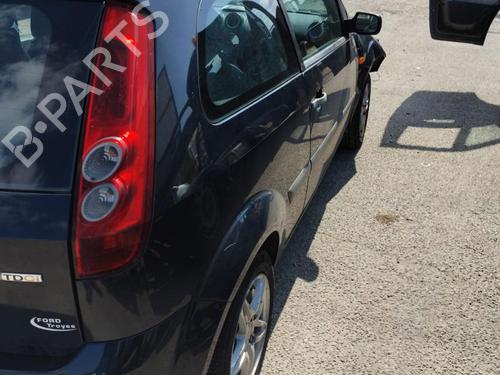 Air filter box FORD FIESTA V (JH_, JD_) 1.4 TDCi | BP31196610M87 