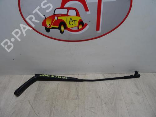 Front windshield wiper arm VW TOURAN (1T1, 1T2) 2.0 TDI 16V | BP13135911C143