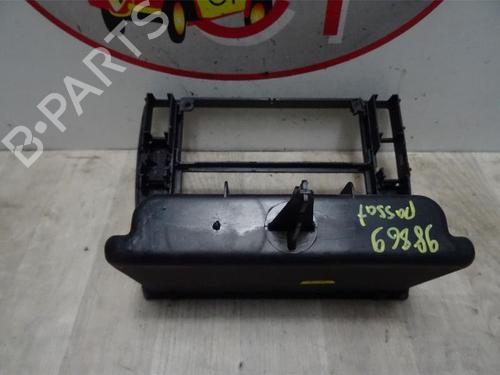 Porte-gobelet/Objets VW PASSAT B5 (3B2) 1.6 | BP13136087I37 