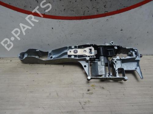 Used Front left exterior door handle PEUGEOT PARTNER Box Body/MPV 1.6 HDi (90 hp) 13036381