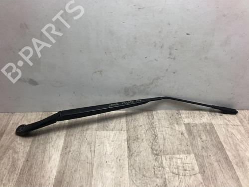 Used Front windshield wiper arm NISSAN QASHQAI I (J10, NJ10) 1.5 dCi (110 hp) 15967074