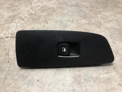 Used Right front window switch BMW 1 (E87) 118 d (143 hp) 20228133