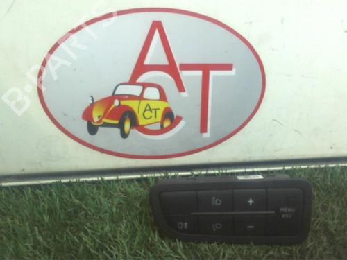 Used Headlight switch FIAT GRANDE PUNTO (199_) 1.3 D Multijet (75 hp) 25799451