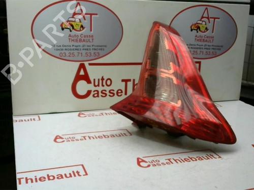 Used Right taillight CITROËN C4 Coupe (LA_) 1.4 16V (88 hp) 30674375