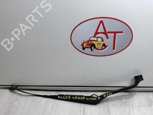 Used Front windshield wiper arm SUZUKI GRAND VITARA II (JT, TE, TD) 1.9 DDiS All-wheel Drive (JT419, TD44, JB419WD, JB419XD,... (129 hp) 20630662