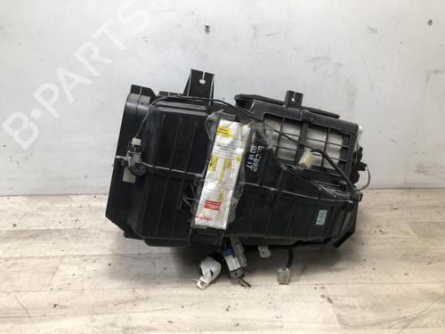 Used Heater matrix box KIA SORENTO I (JC) 2.5 CRDi 4WD (140 hp) 20622539
