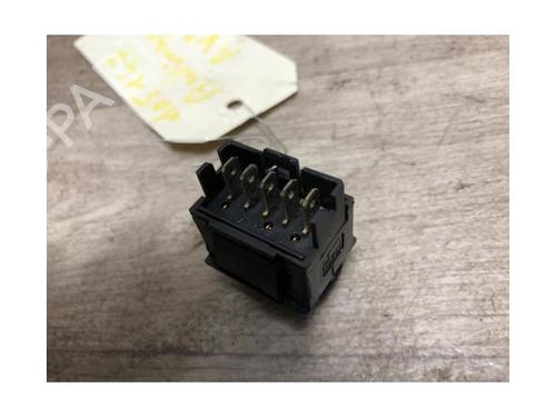 Right front window switch CITROËN BERLINGO / BERLINGO FIRST MPV (MF_, GJK_, GFK_) 1.6 HDI 75 (MF9HW, GJ9HWC, GF9HWC, GN9HWC) | BP23871029I26 