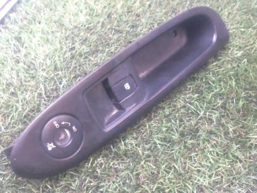 Used Right front window switch RENAULT CLIO II (BB_, CB_) 1.5 dCi (B/CB08) (82 hp) 13262598