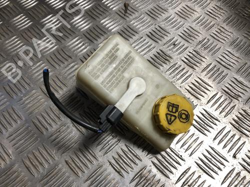 Used Brake fluid reservoir Brake fluid reservoir JAGUAR XJ (X350, X358) 3.0 (238 hp) 36668396 36668396