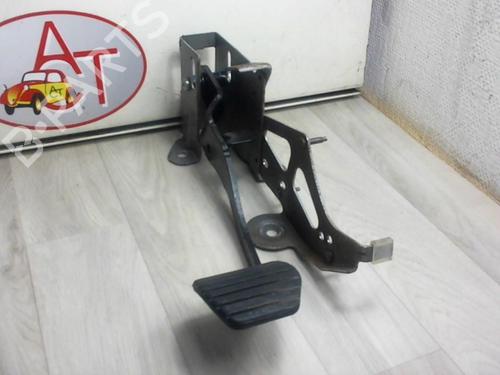 Used Break pedal RENAULT KANGOO Express (FW0/1_) 1.5 dCi 110 (FW06, FW12) (110 hp) 12964157