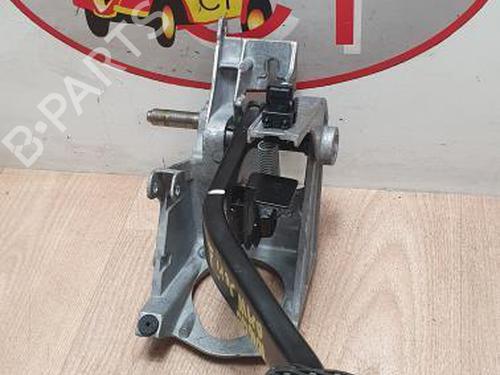 Used Break pedal BMW 1 (E87) 116 i (115 hp) 13261725