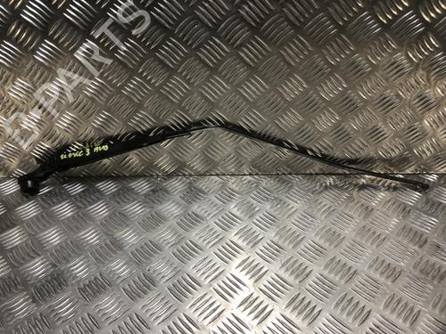 Used Front windshield wiper arm Front windshield wiper arm 21390530 21390530