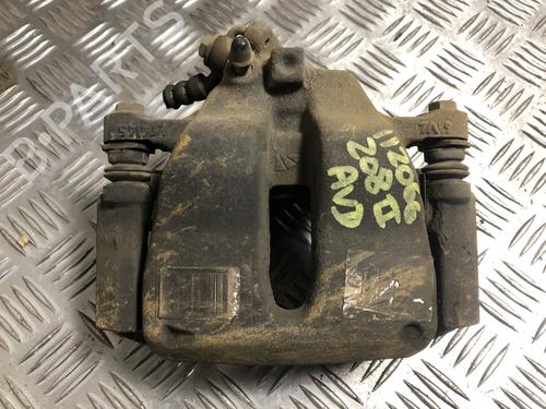 Used Right front brake caliper Right front brake caliper PEUGEOT 208 II (UB_, UP_, UW_, UJ_) 1.2 PureTech 100 (101 hp) 35981780 35981780