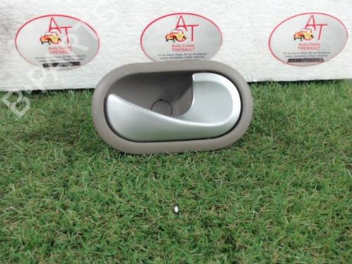 Used Rear right interior door handle RENAULT CLIO III (BR0/1, CR0/1) 1.5 dCi (BR17, CR17) (86 hp) 13037594