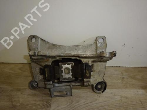 Used Engine mount RENAULT SCÉNIC III (JZ0/1_) 1.9 dCi (JZ0J, JZ1J, JZ1K, JZ1S) (131 hp) 31195341