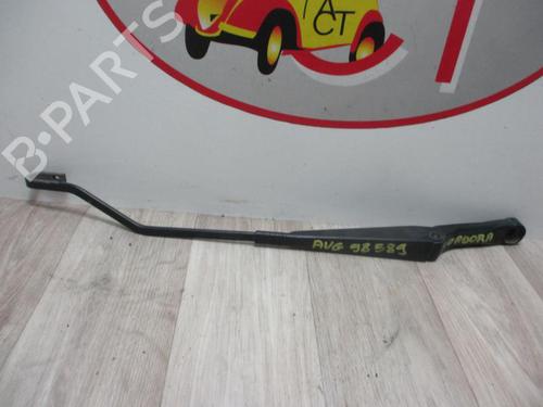 Used Front windshield wiper arm SEAT CORDOBA (6K1, 6K2) 1.9 SDI (68 hp) 31195428