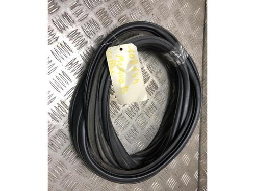 Rubber door seal OPEL MERIVA B MPV (S10) 1.4 (75) | BP27558173C142 