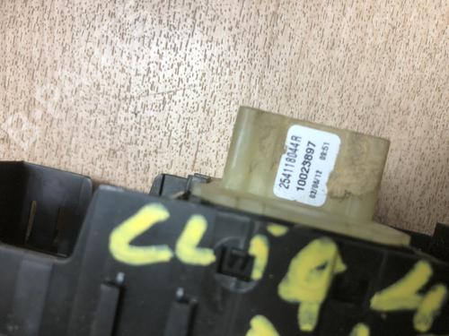 Left front window switch RENAULT CLIO IV (BH_) 0.9 TCe 90 (BHNF, BHMA, BHMH, BHJK, BHJR) | BP26676583I27 - Image 3