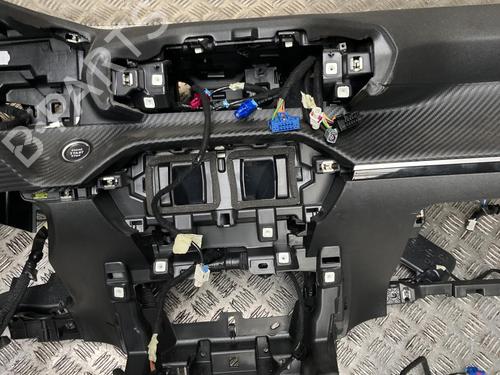 Dashboard PEUGEOT 208 II (UB_, UP_, UW_, UJ_) 1.2 PureTech 100 | BP31245871C46