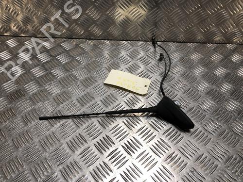 Antenne/Base PEUGEOT 3008 I MPV (0U_) 1.6 HDi (114 hp) 31198791