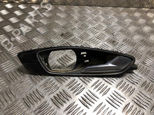Used Front right interior door handle AUDI A1 (8X1, 8XK) 1.6 TDI (115 hp) 31185879