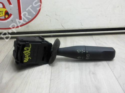 Used Switch TOYOTA YARIS (_P13_) 1.5 Hybrid (NHP130_, NHP130) (101 hp) 29559640