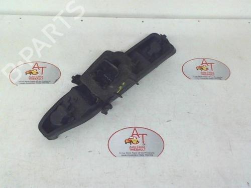 Licence plate light RENAULT SCÉNIC II (JM0/1_) 1.5 dCi (JM0F) | BP13133780I40 