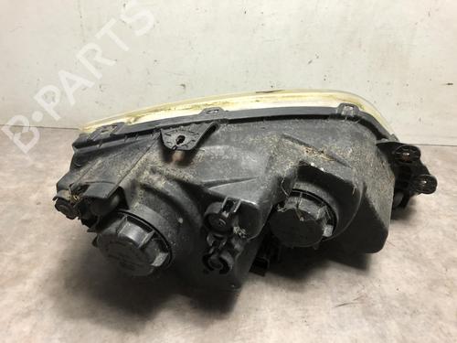 Used Left headlight KIA SORENTO I (JC) 2.5 CRDi 4WD (140 hp) 20621696