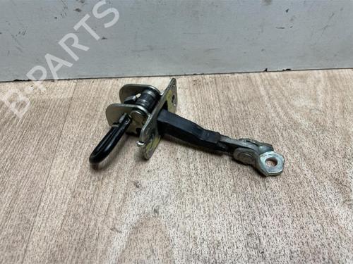 Used Hinge/Door check strap LANCIA MUSA (350_) 1.3 D Multijet (350.AXB11, 350.AXB1A) (70 hp) 13275103