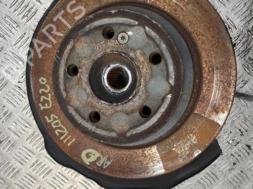 Højre hjullejehus spindel MERCEDES-BENZ E-CLASS (W211) E 220 CDI (211.008) (170 hp) 32660084