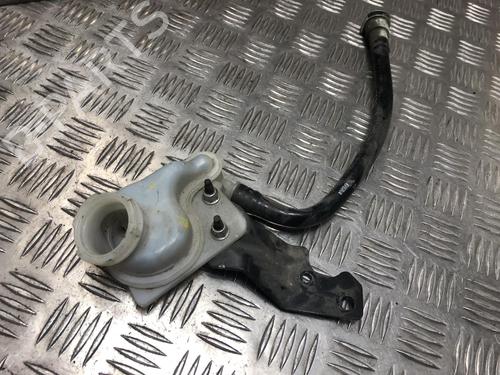 Bremsvæskebeholder FORD TRANSIT COURIER B460 Box Body/MPV 1.5 TDCi (75 hp) 31196751